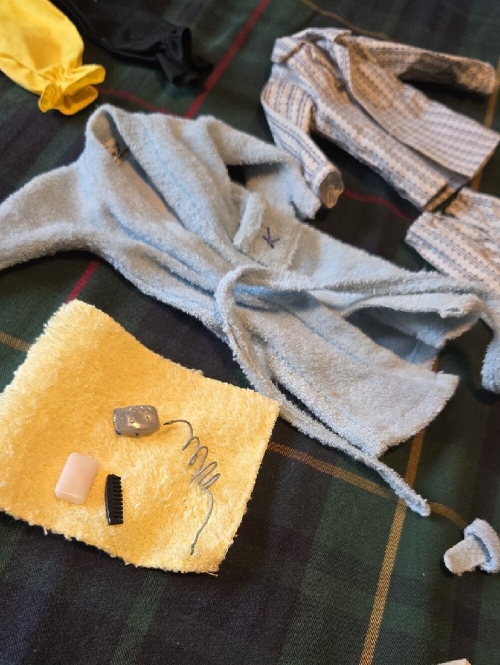Vintage Ken Doll Blonde Hair with White Briefs, Case And Clothes - Picture 12 of 15